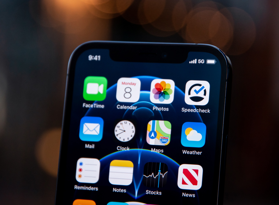 台山苹果手机维修分享为什么 iPhone 12 在冬季会自动关机 